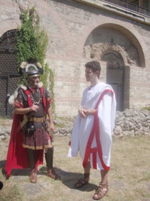 Centrul vechi al Constanţei prinde viaţă: un centurion roman ne mărturiseşte secretele din spatele scenei